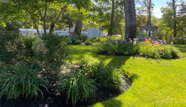 Peaceful 3BR Garden Cottage - Long Island Escape