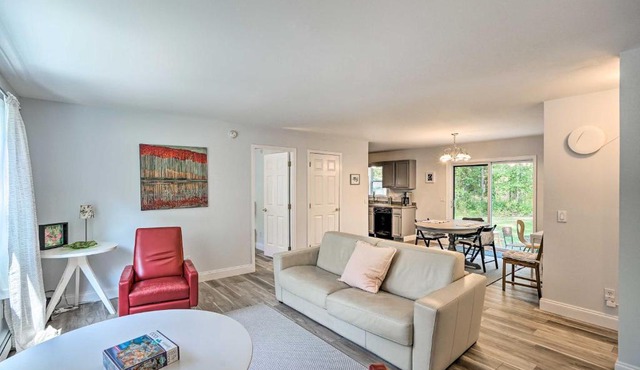 Peaceful Athens Retreat at Sleepy Hollow Lake