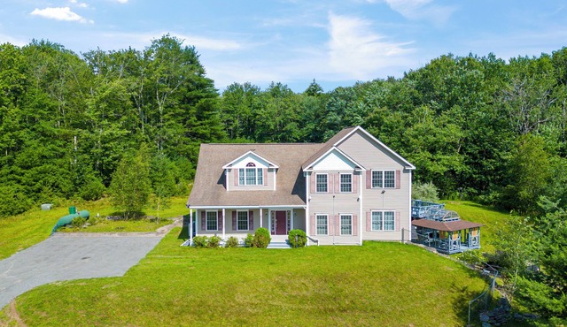 Peaceful Paradise: Dream Holiday Home in Woodridge