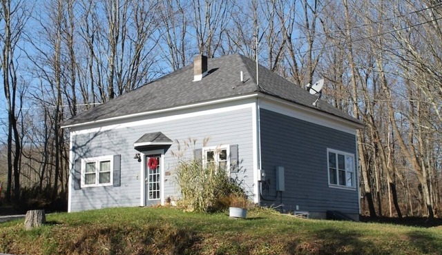 Peaceful Upstate Renovated Schoolhouse