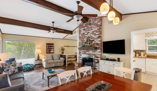 Pet Friendly 3BR Home in Miramar Beach w Private Beach Access