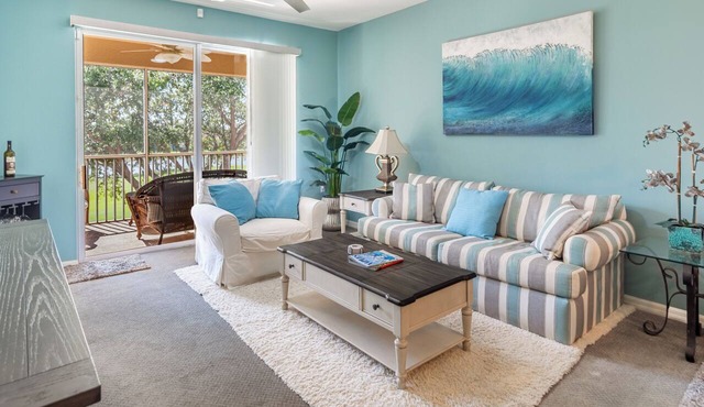 Pools, Hot Tub, Screened Patio with View & May-October Reciprocal Golf Access!