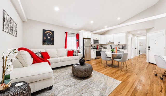 Private 1BR Apt, 2BD 1BA, Sleeps 5, Clean & Reliable, Near NYC