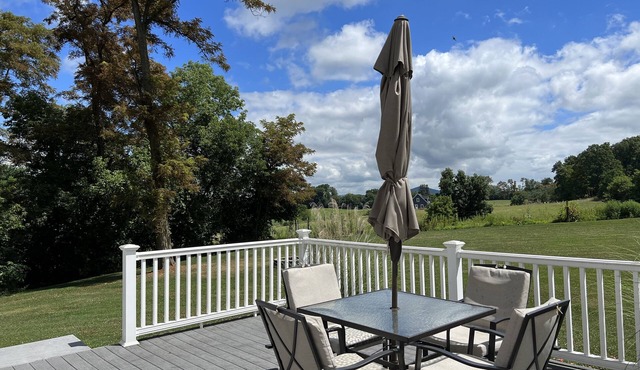 Private and charming 5 bedroom home 15 minutes from campus!