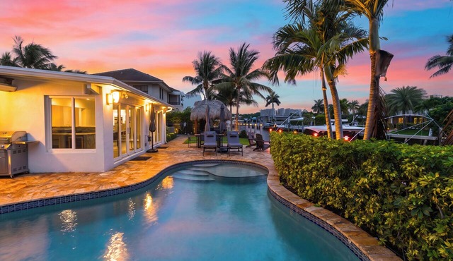 Private Pool + Tiki Lounge + Al Fresco Dining | Canal Front | Coral Current