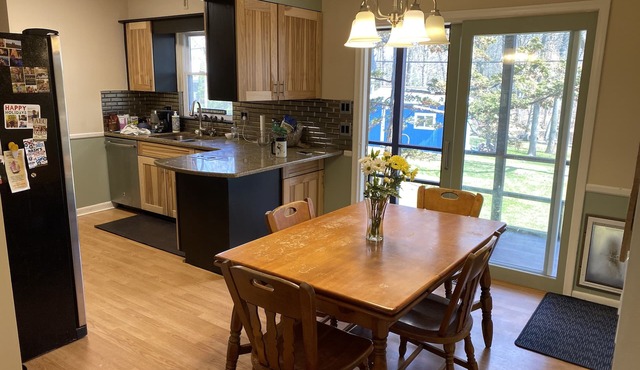 Quaint Relaxing Vacation Home with a Lake View in Commerce Charter Township