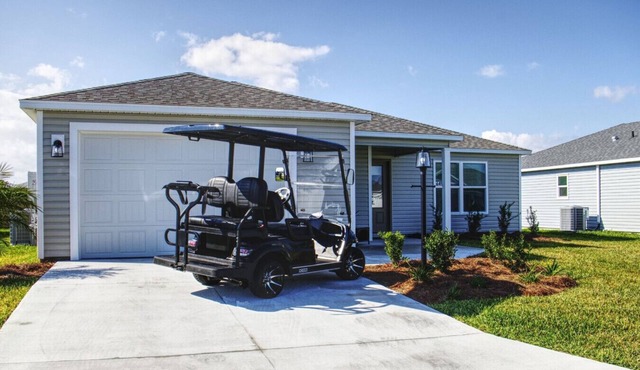 Rachel’s Coastal Fun Cottage at The Villages