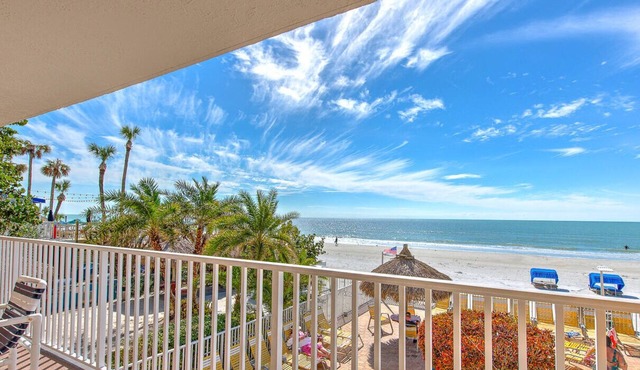 Ram Sea 111 is a Stunning Gold 3 bedroom 2 bath Gulf Front Condo
