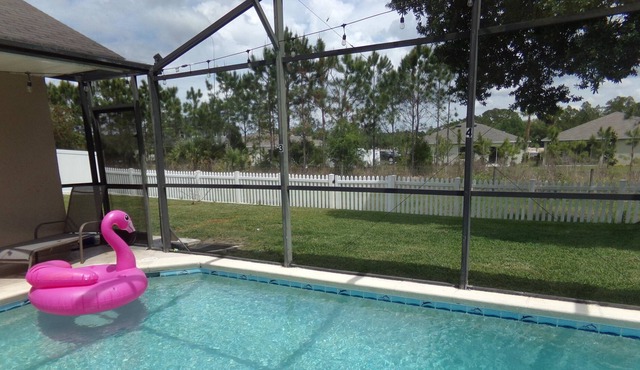 Recently Refurbished, Pet Friendly, Enviable Private Pool Area in a Great Location, Close to Everything.