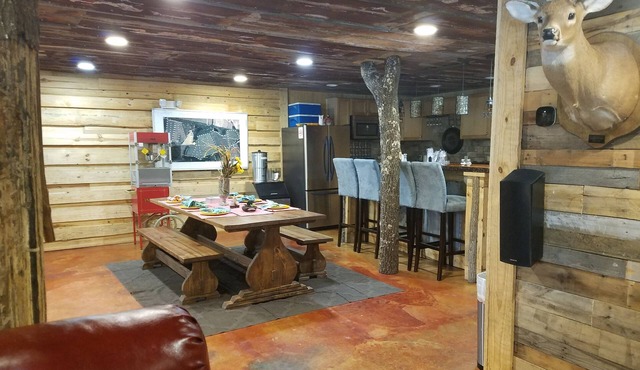 Red Fern Lodge Room 6