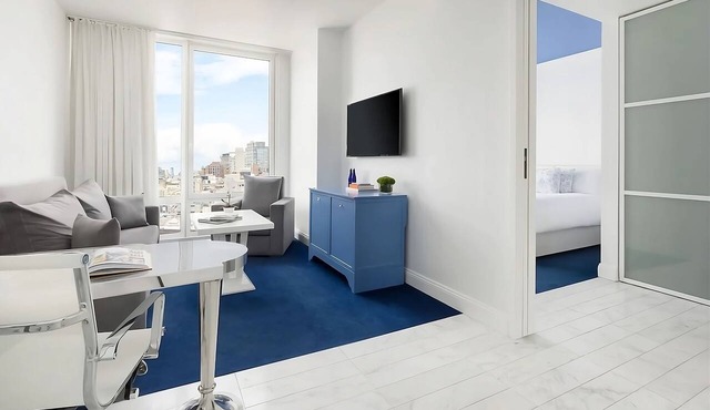 Relaxing NYC Getaway Awaits! Spacious Suite with Separate Living Room, City View