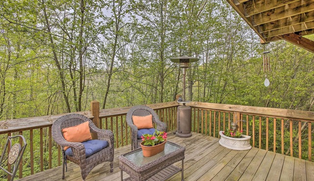 Resort Cabin w/Fire Pit: Golf, Hike and Play!