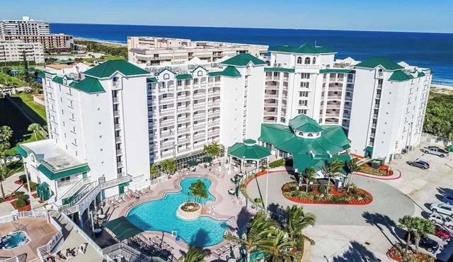 Resort on Cocoa Beach 2-Bedroom Oceanview No disruption due to Hurricane Milton!