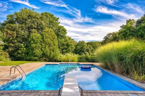 Respite Ranch Pool, Hot Tub & North Fork