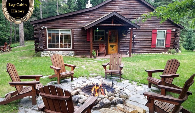 Romantic - Historic - Luxury Log Cabin - A Fairy Tale Experience and Setting