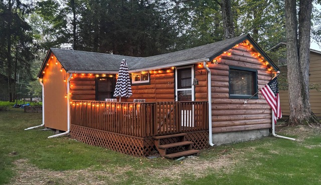Rustic & cozy 2BR in Smallwood – dog friendly, near lake, hiking & Woodstock