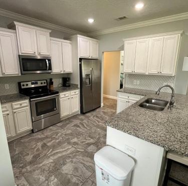 RV Ready 3BR 2BA Home Near Navarre and Destin