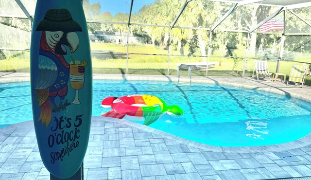 Saltwater pool Near 3 Sisters Springs Boat trailer parking
