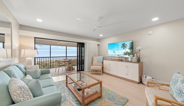 Sanddollar C302 – Beachfront Luxury with Stunning Views