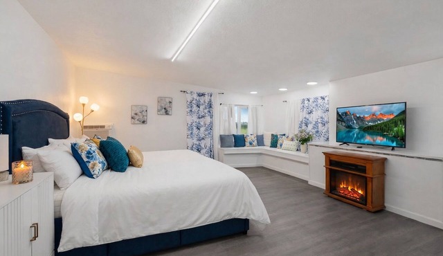 Sanford's Sunset - Near Disney | Sleeps 10 | Pets
