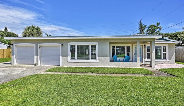 Satellite Beach Home w/Fenced Yard - Walk to Beach