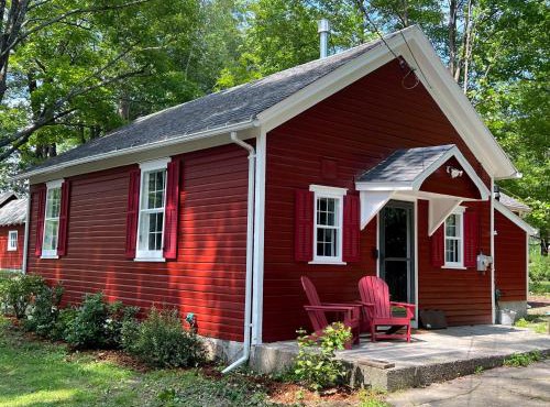 Schoolhouse No. 11 * Hudson Valley Upstate Getaway