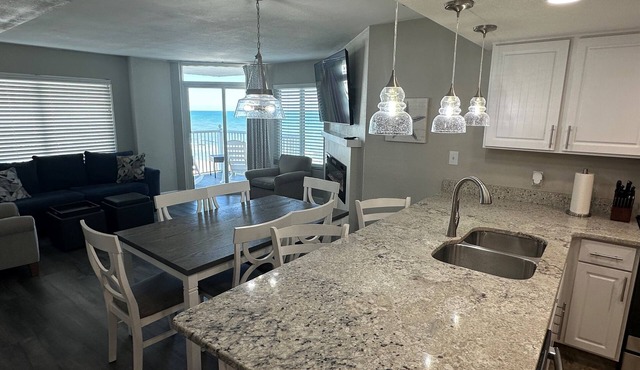 Seawatch 2BR Oceanfront Wrap Around Balcony 916 ST