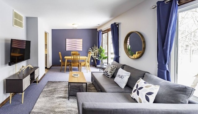 Secluded 2BR Loft - Minutes from Downtown AA!
