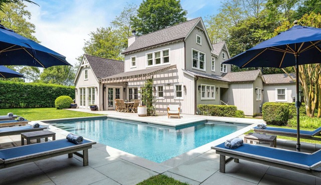 Secluded Oasis in East Hampton, Walk to Town, Bike to the Beach, with.