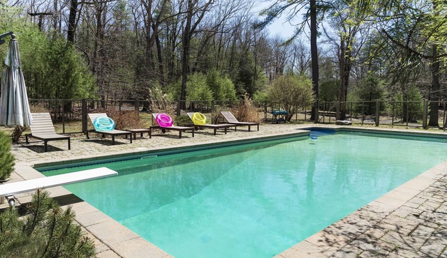 Secluded, Ski, Firepit, Pool, Getaway On 10 Acres