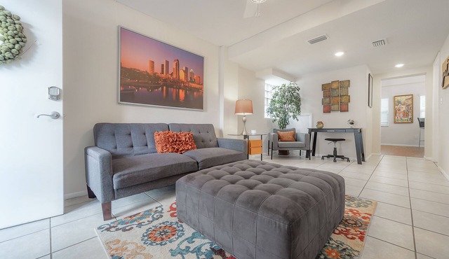 SEMINOLE HEIGHTS - Tampa - Outdoor Patio - Minutes from Downtown