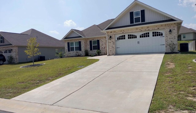 Serenity of Warner Robins. Stay long and pay less!