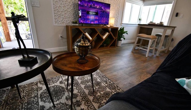 Shares View Luxury Apt in Rockledge