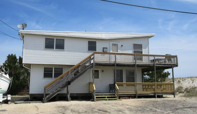Ship Bottomocean front first floor duplex
