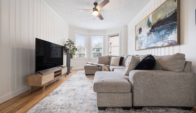 Skyline Views 3BR - Manhattan at Your Doorstep