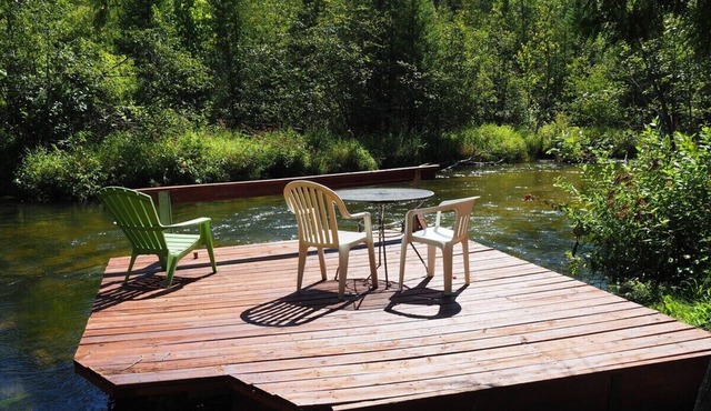 Sleeping Bear Riverside Cabins - Cabin #3 in Honor