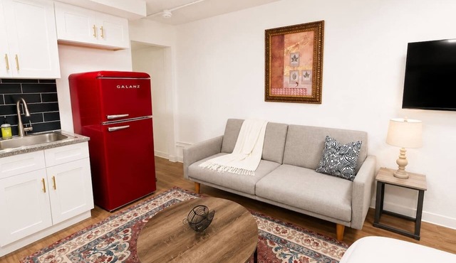Sleepover | Inviting Studio + Gym - Austin TX in Austin