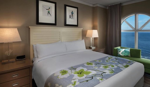 Spacious 2BR Villa at Marriott OceanWatch Balcony Resort Pools Great Location