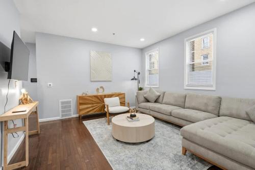 Spacious 3BR 2BA Apt with Private Parking Walk to PATH
