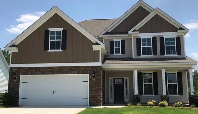 Spacious Evans Home ready for Masters Guests