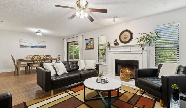 Spacious Family Home w/Patio in Jacksonville