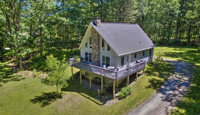 Spacious Home w/Deck, Grill & Delaware River View