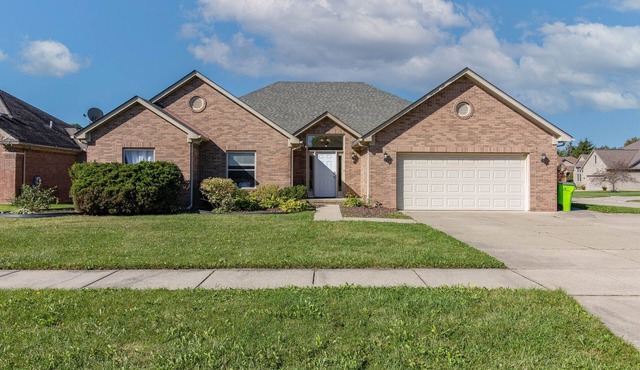 Spacious Ranch with 4BR/2BA – Prime Location