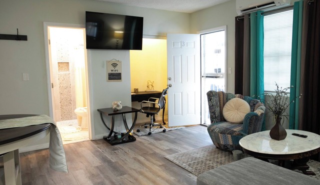 Springfield Oasis Cozy Furnished Stay Near UF Health & Proton Center