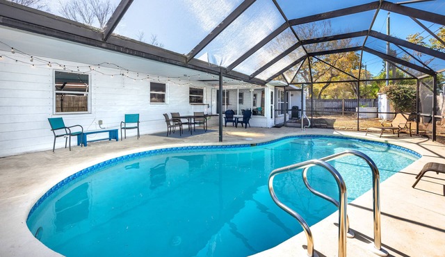 St. Pete Pool Home Getaway