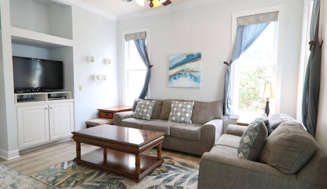 Steps from the Beach, Private Heated Pool, 2 Story Home, Walk to Beach and Restaurants.