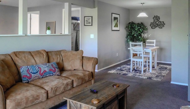 Studio Zen Den - your tranquil home away from home in Kettering OH in Kettering
