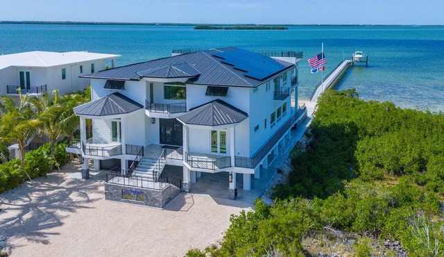 Stunning 6 Bedroom 8 Bath Open Water Luxury Estate with Pool on Ramrod Key