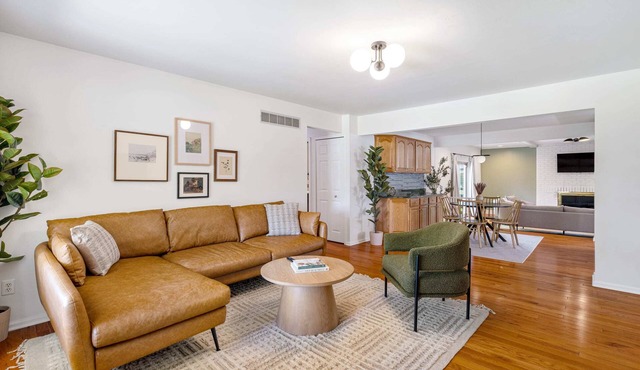 Stunning, Cozy & WFH Optimized 4BR/2BA! Welcome!