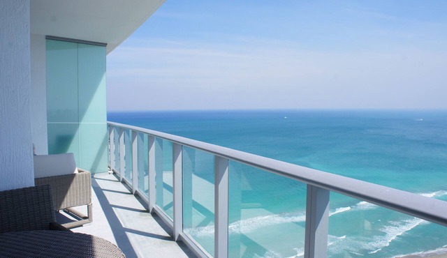 Stunning Ocean View Condo at LYFE Resort- Beachfront Escape
